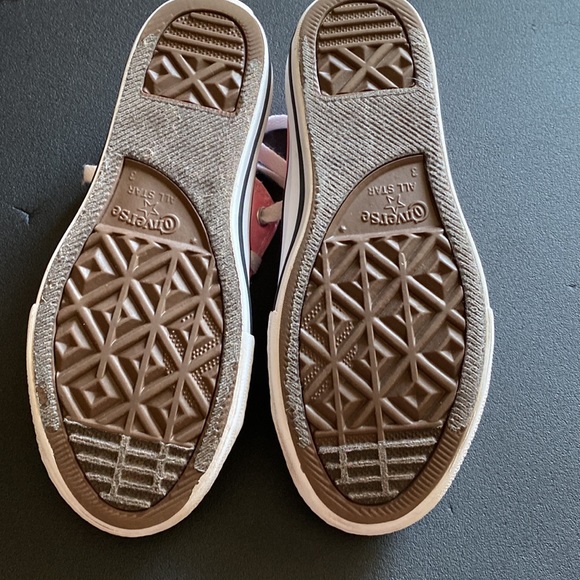 Pink Converse Kids size 3 - Picture 3 of 8